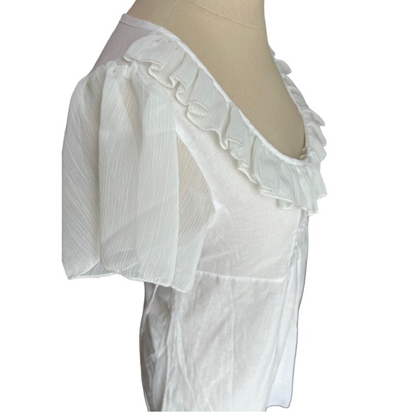 GirlTalk Ivory Ruffle Flutter Sleeve Bridgerton Vibe Babydoll Blouse Size Medium - Picture 3 of 9